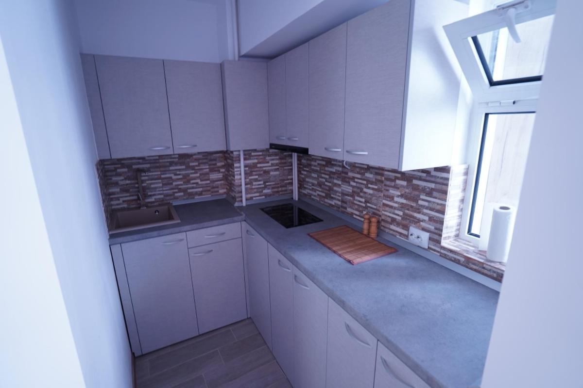 Luxury 1Br Studio Near Hanul Drumetului Boekarest Buitenkant foto
