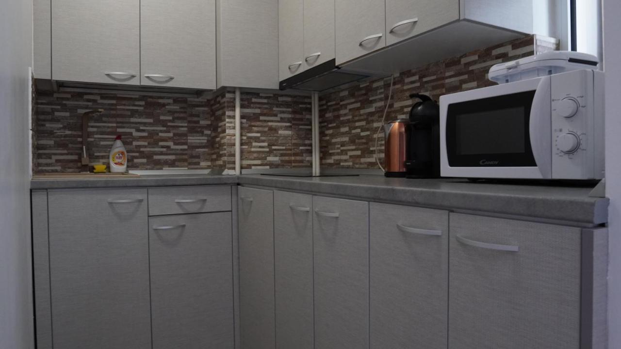 Luxury 1Br Studio Near Hanul Drumetului Boekarest Buitenkant foto